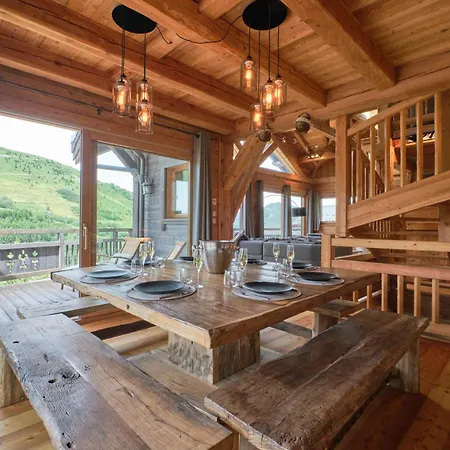Ar Menez Chalet *